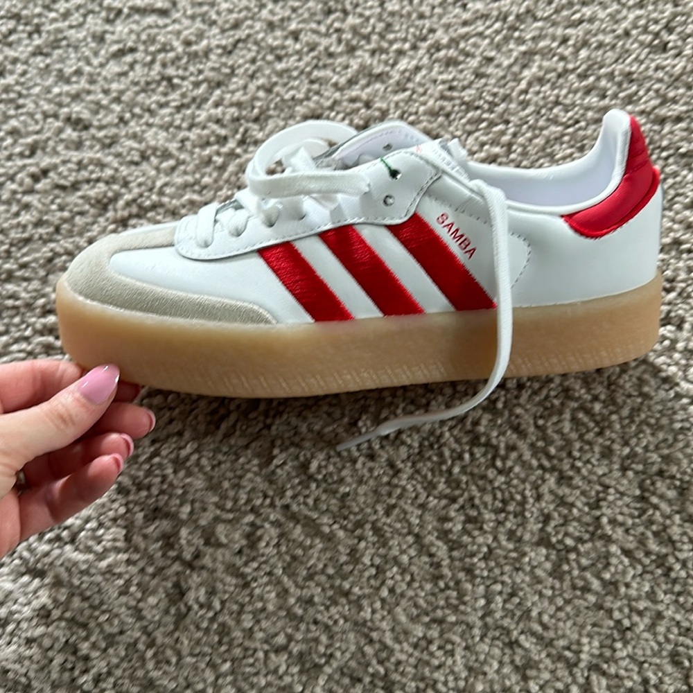 Adidas women’s samba scarlet gum